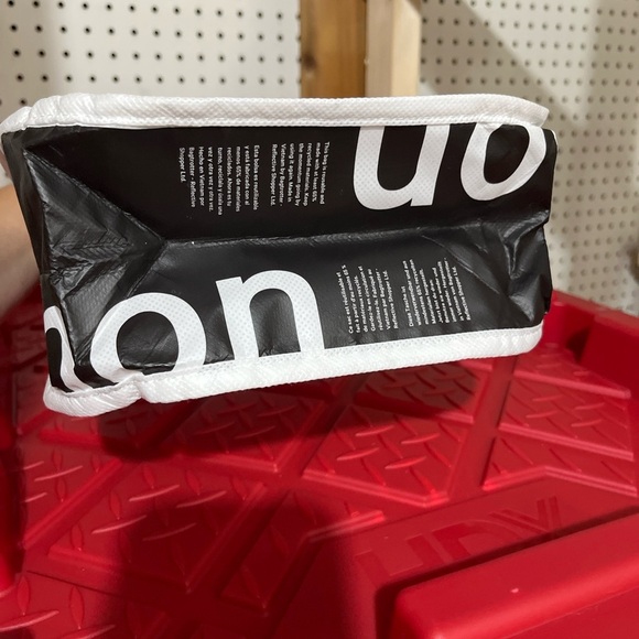 Lululemon White Black Logo Tote Bag Shopper - Picture 5 of 6